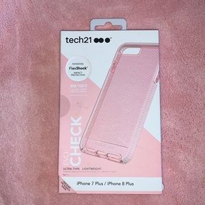 Apple iPhone 8+ 8 plus 7+ 7 plus Tech21 Case